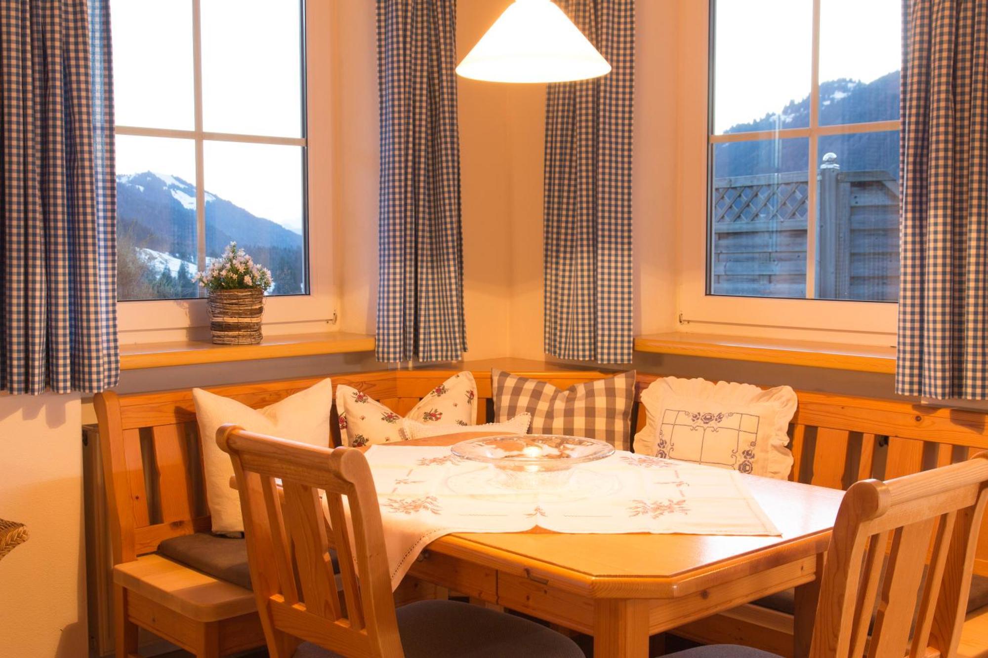 Alpenroesle Apartment *